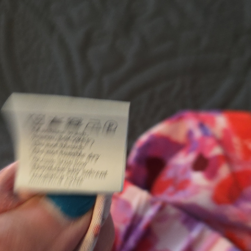 NWOT Boutique XL Floral Wide-Leg Pants - Red and Purple And Pink - Picture 7 of 7